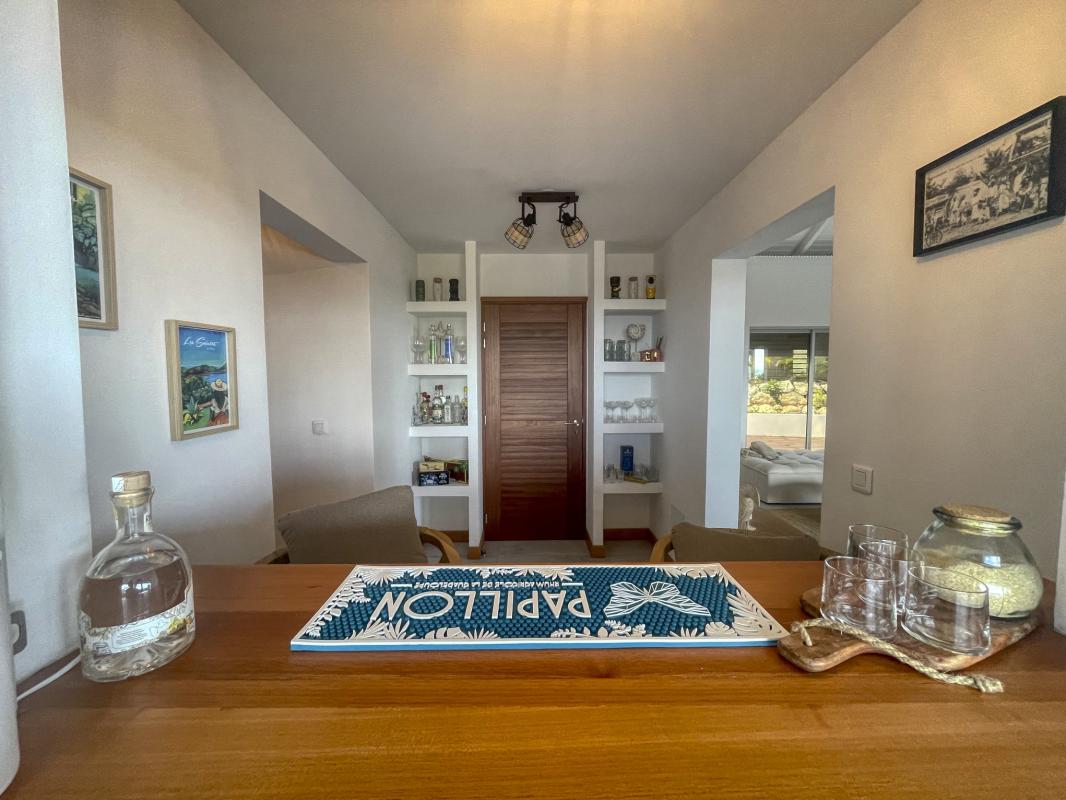 17.Location villa piscine vue mer Saint François Guadeloupe_Espace bar